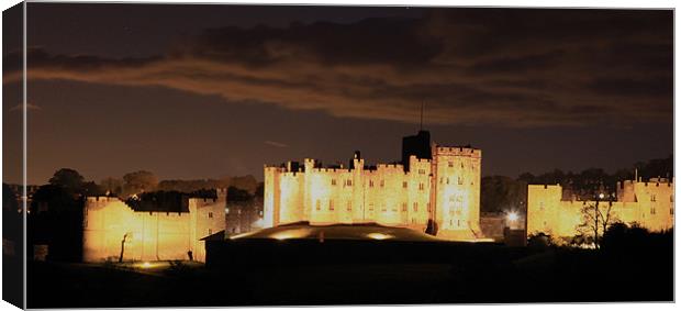 Alnwick Castle at night Canvas Print by Kevin Duffy