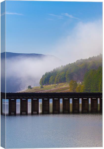 Derwent mist Canvas Print by Oxon Images