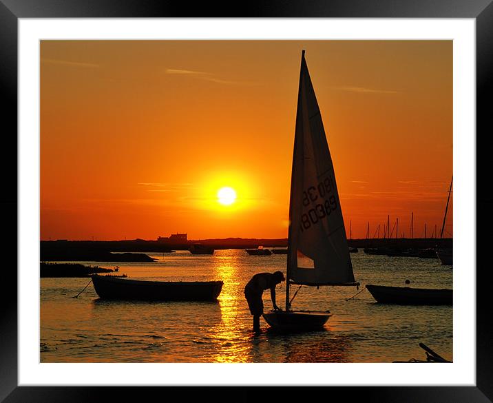 Letting the sail down Framed Mounted Print by Gary Pearson
