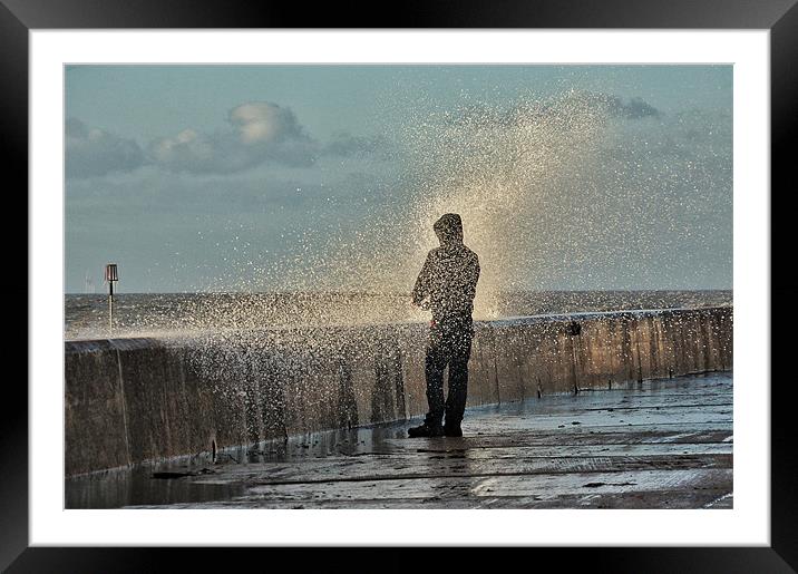 A splash in the face! Framed Mounted Print by Gary Pearson