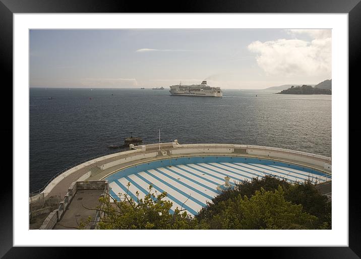 The Pont Aven Ferry leaving Plymouth Framed Mounted Print by Simon Armstrong