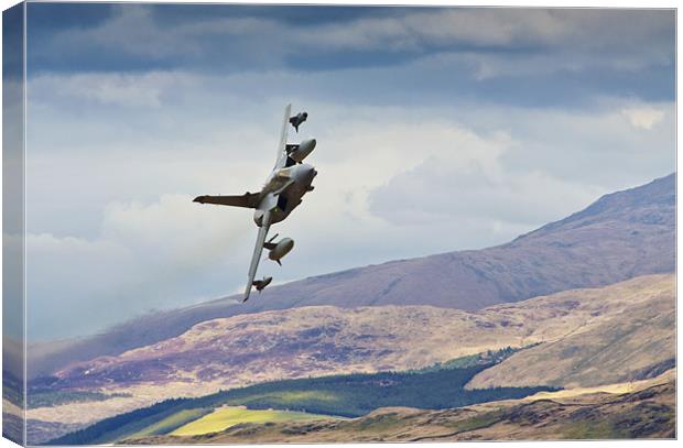 RAF Tornado Gr4 Canvas Print by Rory Trappe