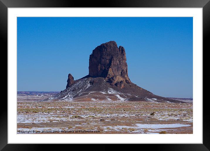 A dusting of snow Framed Mounted Print by Lee Mullins