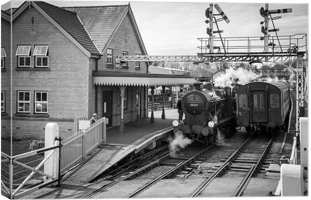 Steam Train at Station, Wansford, Cambridgeshire, Canvas Print by David Tyrer