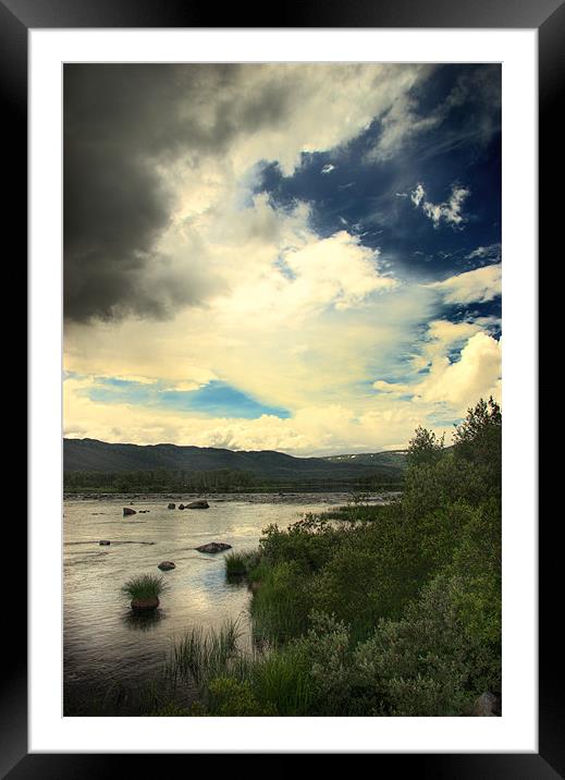 A storm is coming  Framed Mounted Print by Alan Pickersgill