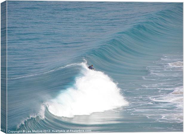 Riding the wave Canvas Print by Lee Mullins