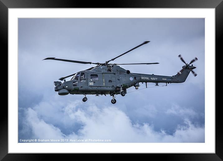 Lynx helicopter Framed Mounted Print by Graham Moore