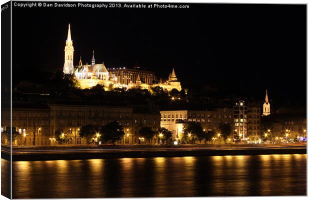 Buda at night Canvas Print by Dan Davidson