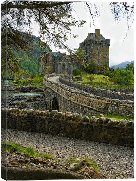 Eilean Donan Castle Scotland Canvas Print by Jacqi Elmslie