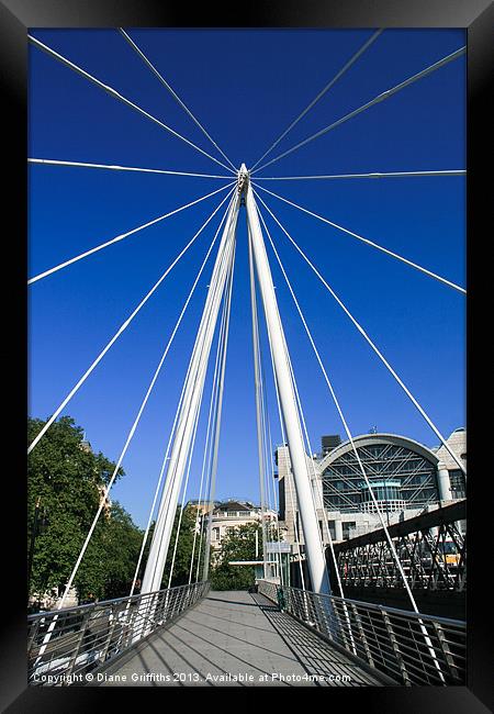 Hungerford Bridge, London Framed Print by Diane Griffiths