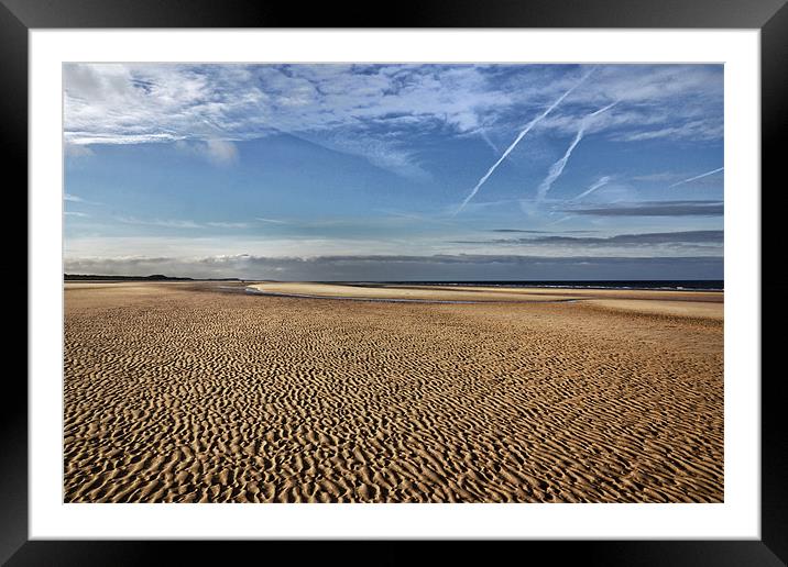 Ripples in the sand Framed Mounted Print by Gary Pearson