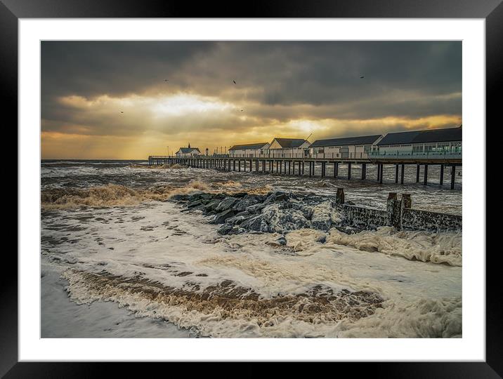 Southwold Pier riding the storm Framed Mounted Print by steve docwra