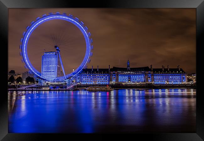Spinning The Night Away Framed Print by Paul Shears Photogr