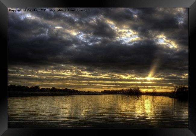 River sun set Framed Print by Thanet Photos