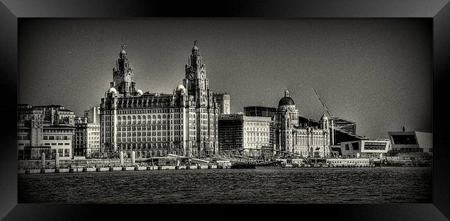 three graces liverpool Framed Print by sue davies