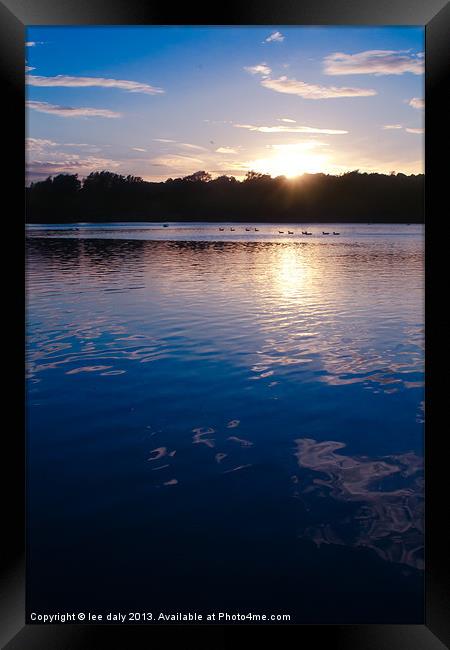sunset over whitlingham lake. Framed Print by Lee Daly