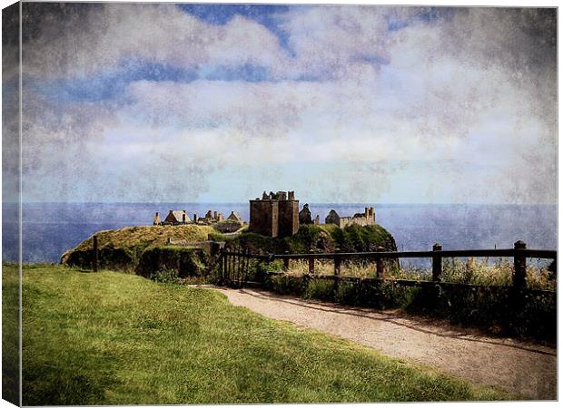 dunnottar castle2 Canvas Print by dale rys (LP)