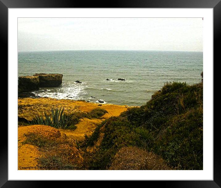 Albuferia rocks Framed Mounted Print by Emma Ward