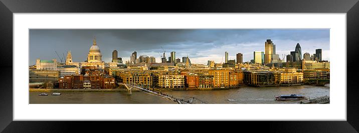 Thames with St Pauls panorama Framed Mounted Print by Gary Eason