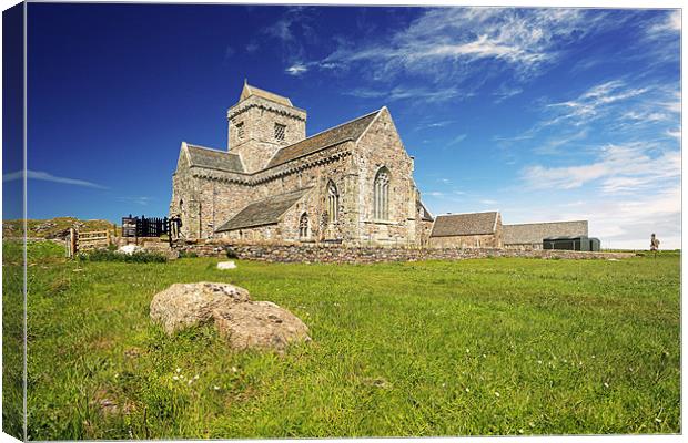 Iona Abbey Canvas Print by Grant Glendinning