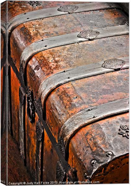 Vintage Bag is Packed Canvas Print by Judy Hall-Folde