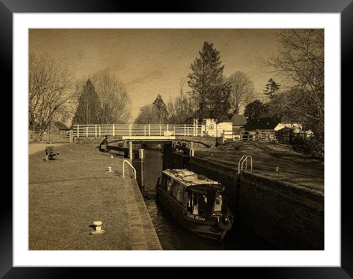 Kintbury Lock Narrowboat, Kintbury, Berkshire, Eng Framed Mounted Print by Mark Llewellyn
