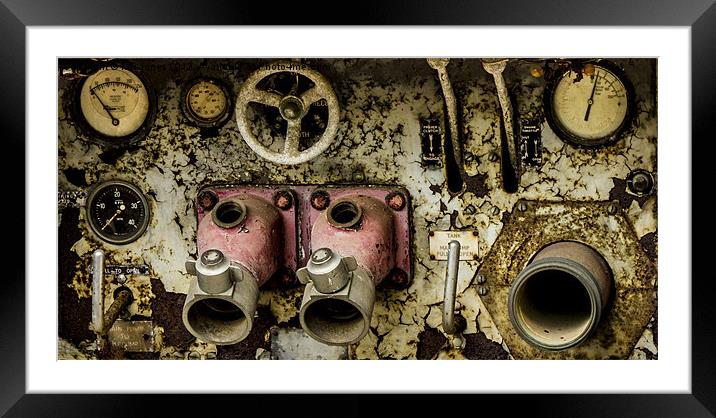 Rusting fire engine pump Framed Mounted Print by Ian Jones