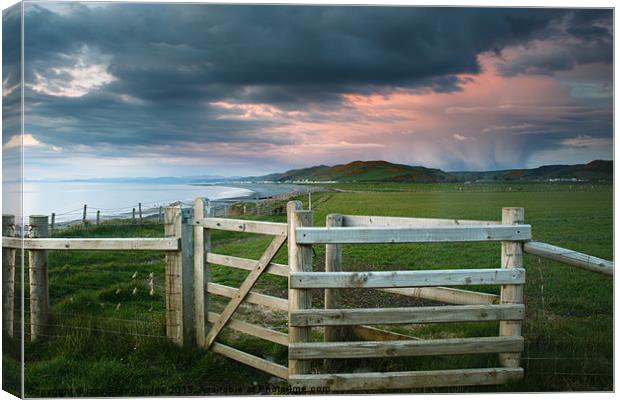 Kissing gate with evening sky Canvas Print by Izzy Standbridge