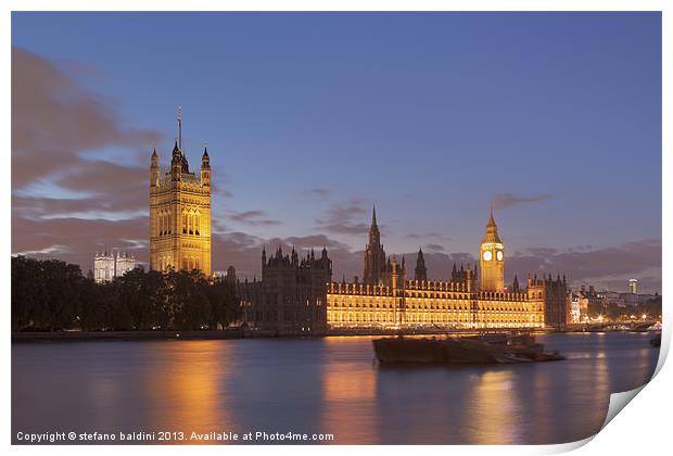 The house of parliament at night, London, UK Print by stefano baldini