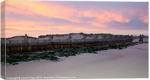 Early morning sunrise in Lossiemouth Canvas Print by Lloyd Fudge