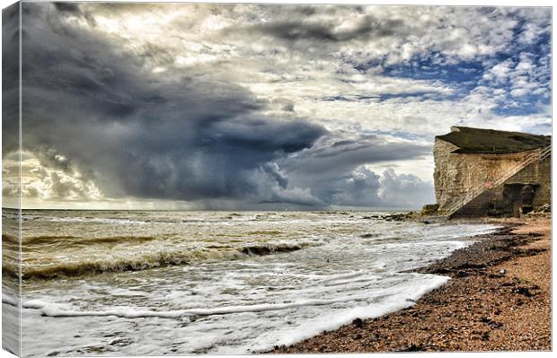 Storm at sea Canvas Print by Mike Jennings