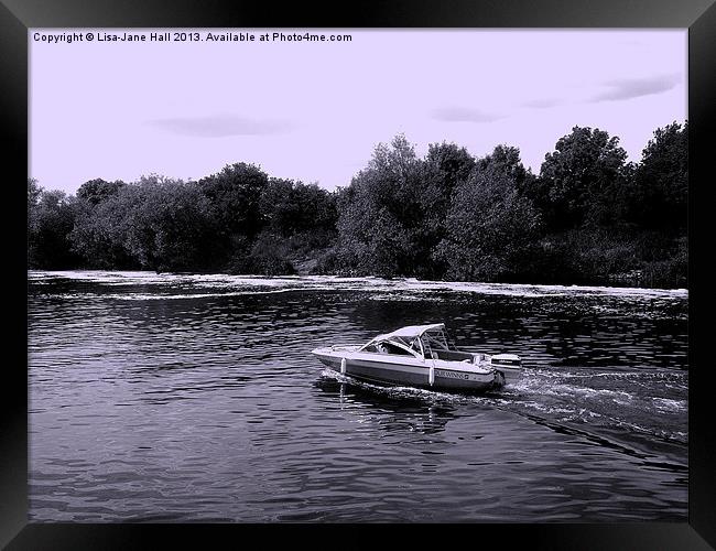 Sspeedboating on the RiverTrent Framed Print by Lee Hall