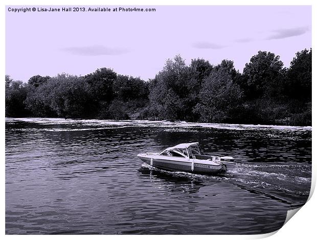 Sspeedboating on the RiverTrent Print by Lee Hall