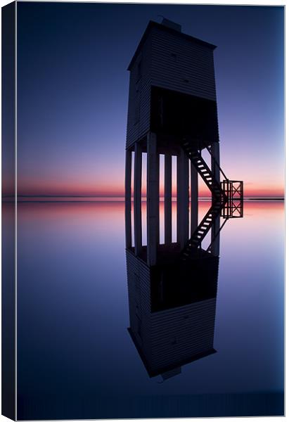 The Perfect reflection. Canvas Print by paul cowles