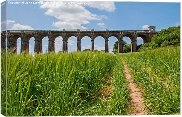 Balcombe Viaduct, The Ouse Valley, sussex. Canvas Print by John Morgan