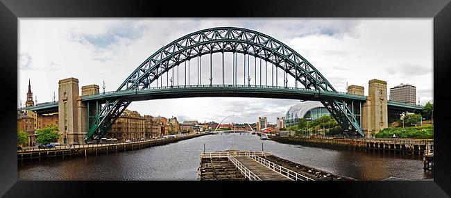 Tyne Bridge Panorama Framed Print by eric carpenter