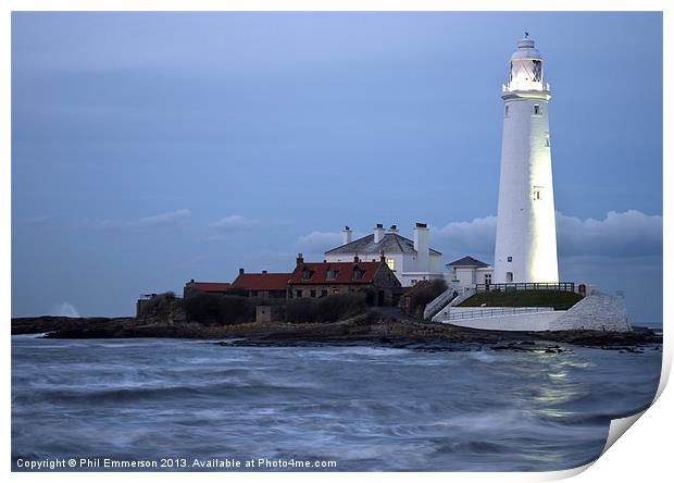 St Marys Lighthouse Print by Phil Emmerson
