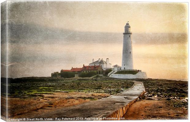 St Marys Lighthouse (Textured) Canvas Print by Ray Pritchard