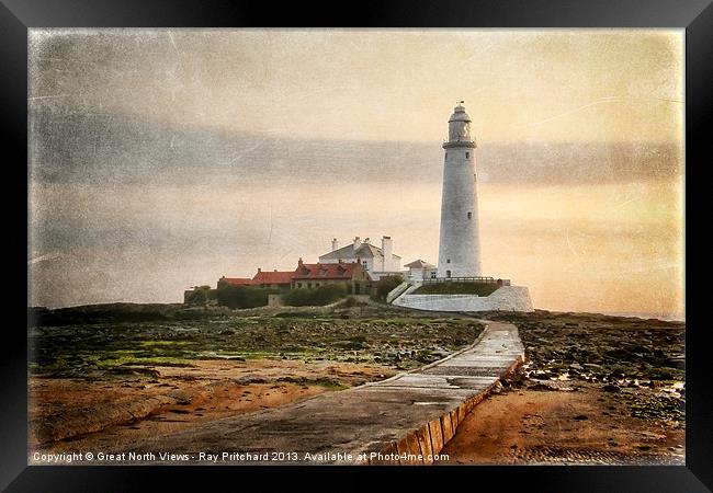 St Marys Lighthouse (Textured) Framed Print by Ray Pritchard