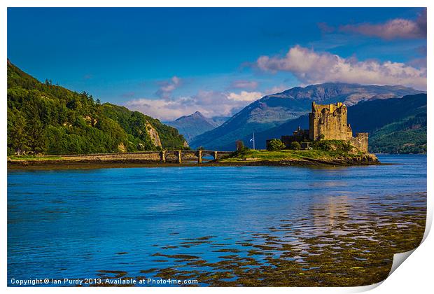 Eilean Donan Castle Scotland Print by Ian Purdy