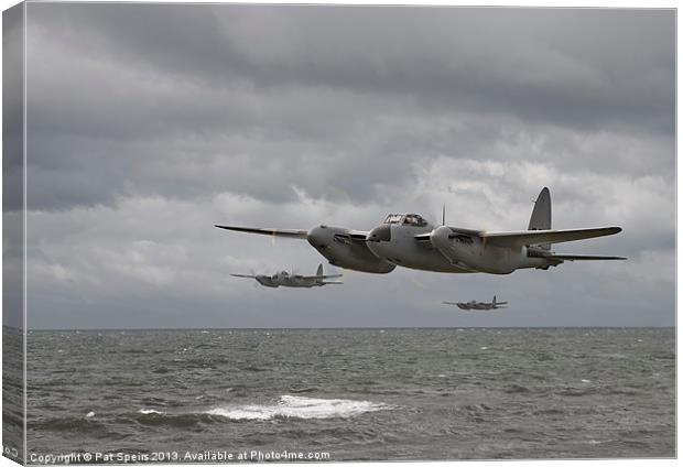 DH Mosquito - Low Level Strike Canvas Print by Pat Speirs