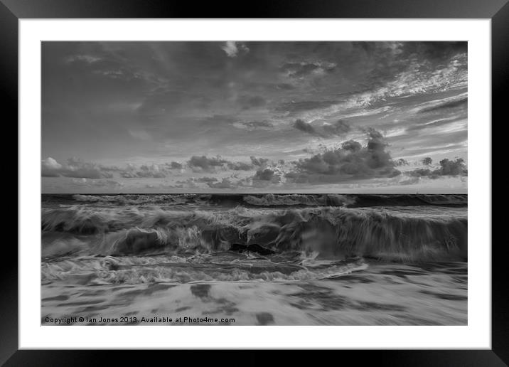 Waves breaking on the beach Framed Mounted Print by Ian Jones