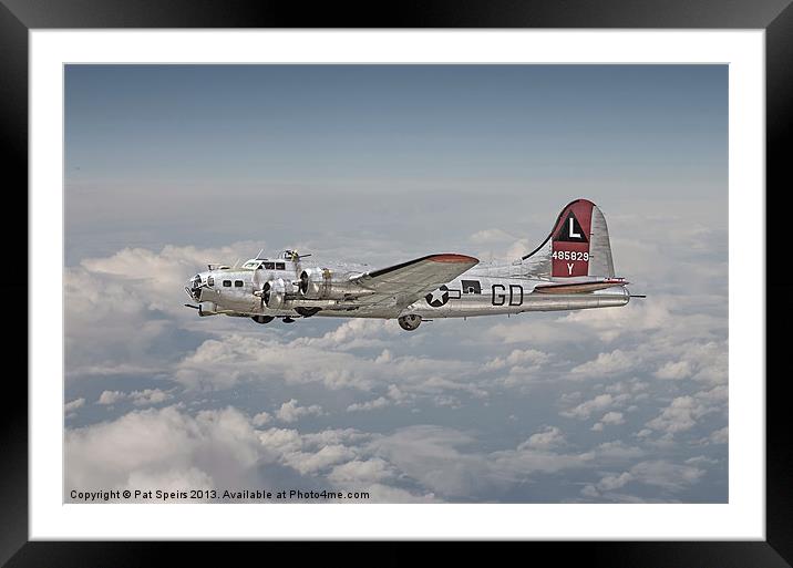 Boeing B17G - Warbirds Portrait Series Framed Mounted Print by Pat Speirs