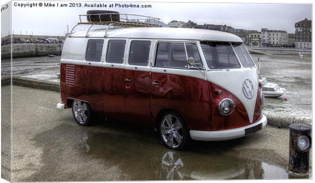 Classic VW camper Canvas Print by Thanet Photos