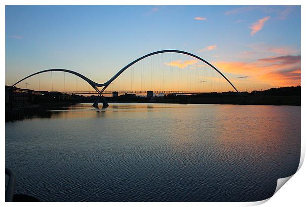 Infinity Bridge Sunset Print by paul wheatley