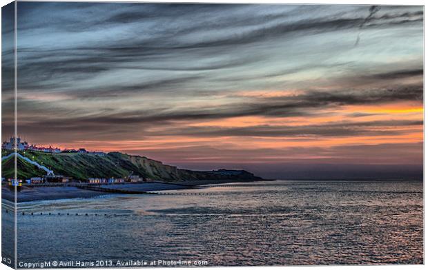 Sunset on Cromer Cliffs Canvas Print by Avril Harris