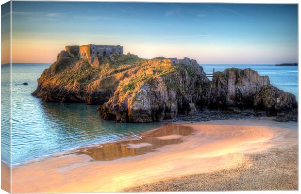 St Catherines Island Tenby Canvas Print by Simon West