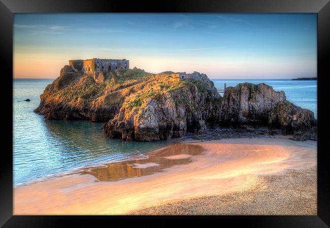 St Catherines Island Tenby Framed Print by Simon West