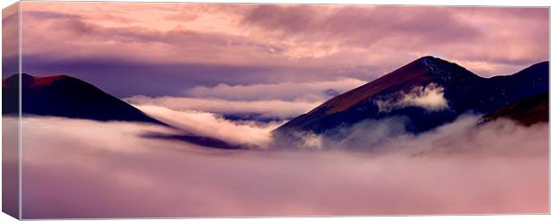 Low Cloud Canvas Print by David Hare