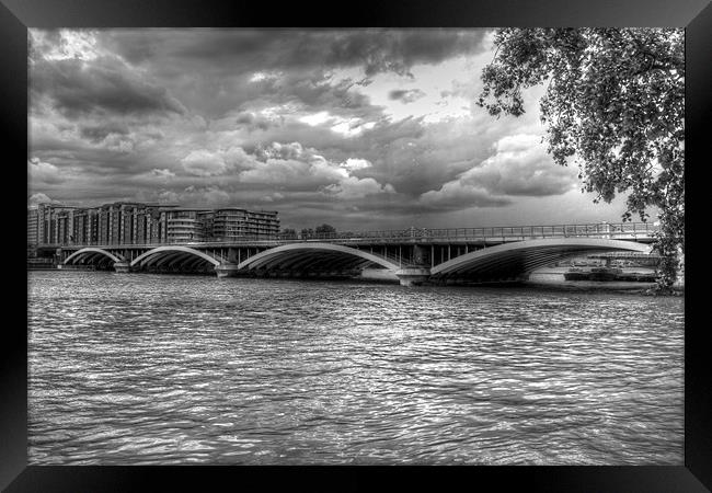 London Thames Bridges BW Framed Print by David French